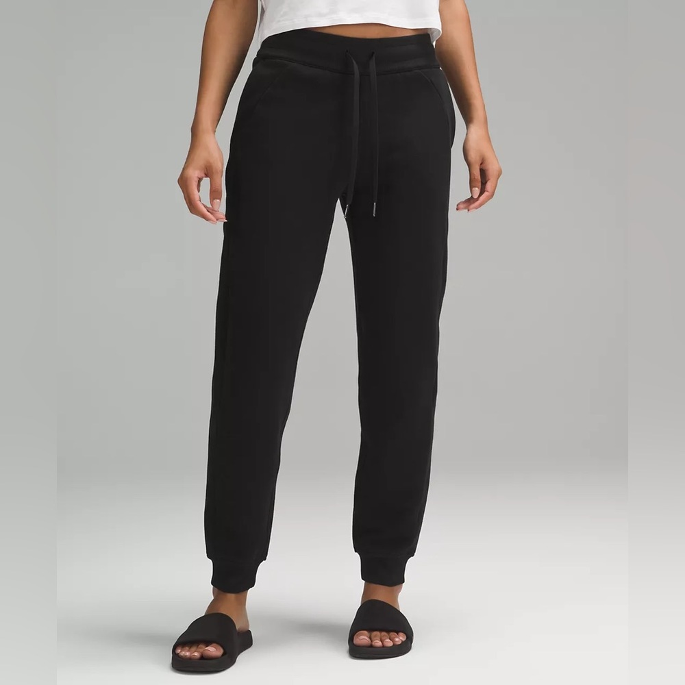 NWT Lululemon Dance Studio Mid-Rise Jogger‎